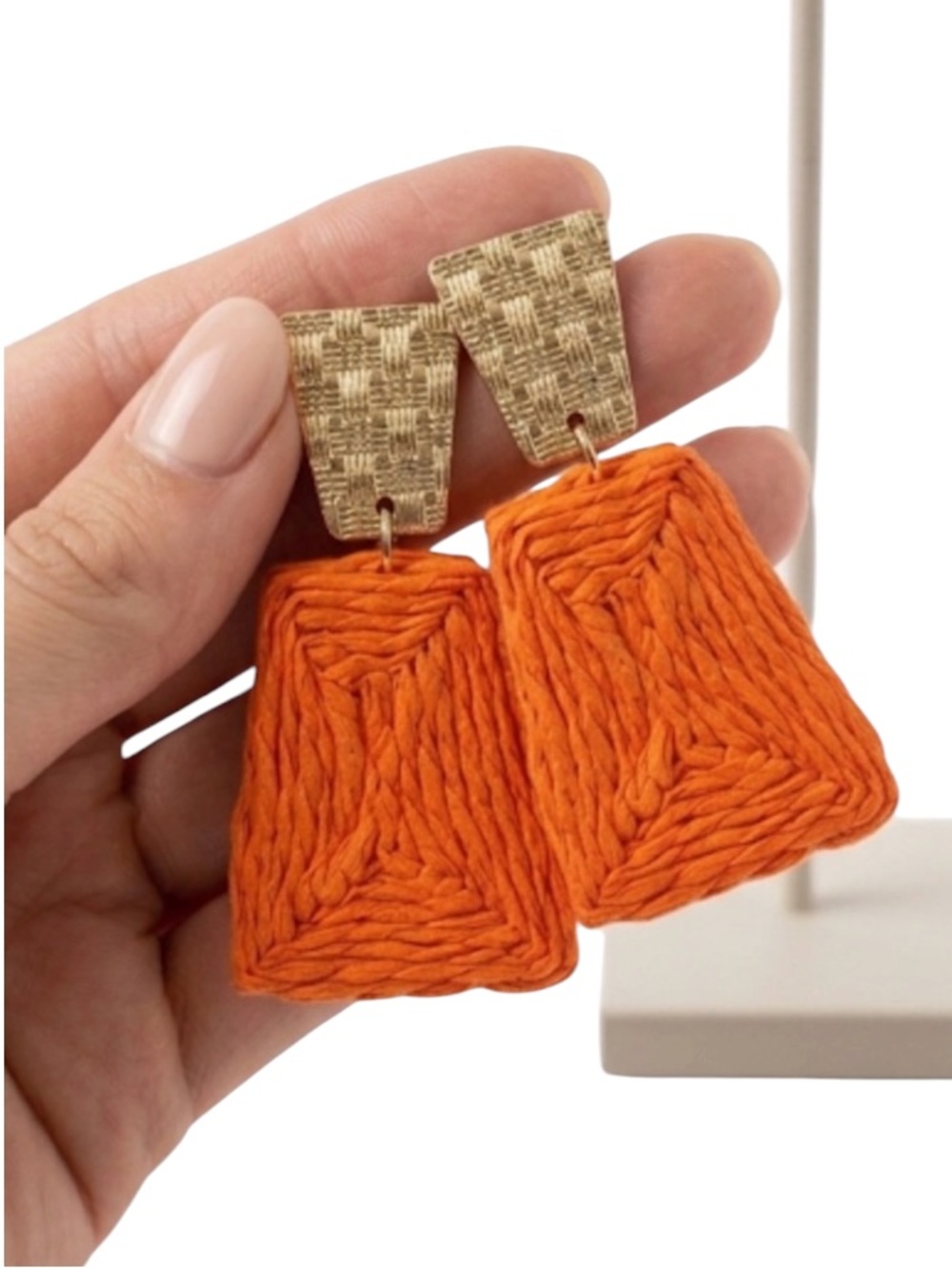 NWT Bright Orange Raffia Woven Geometric Statement Earrings
C3 - Picture 2 of 8